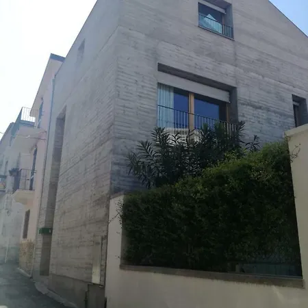La Casa Di Mario Tra Le